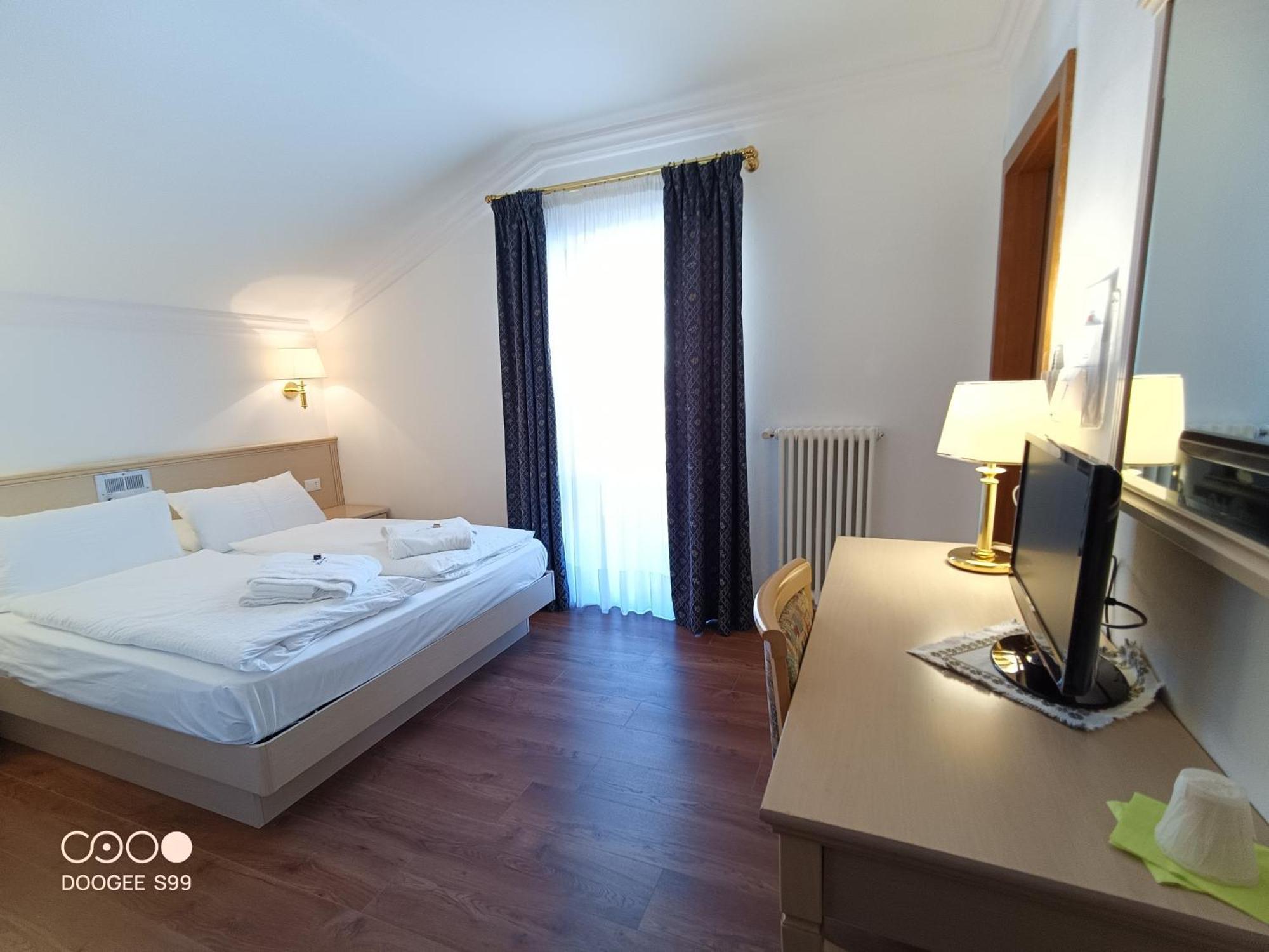 Park Hotel Arnica Falcade Exteriör bild